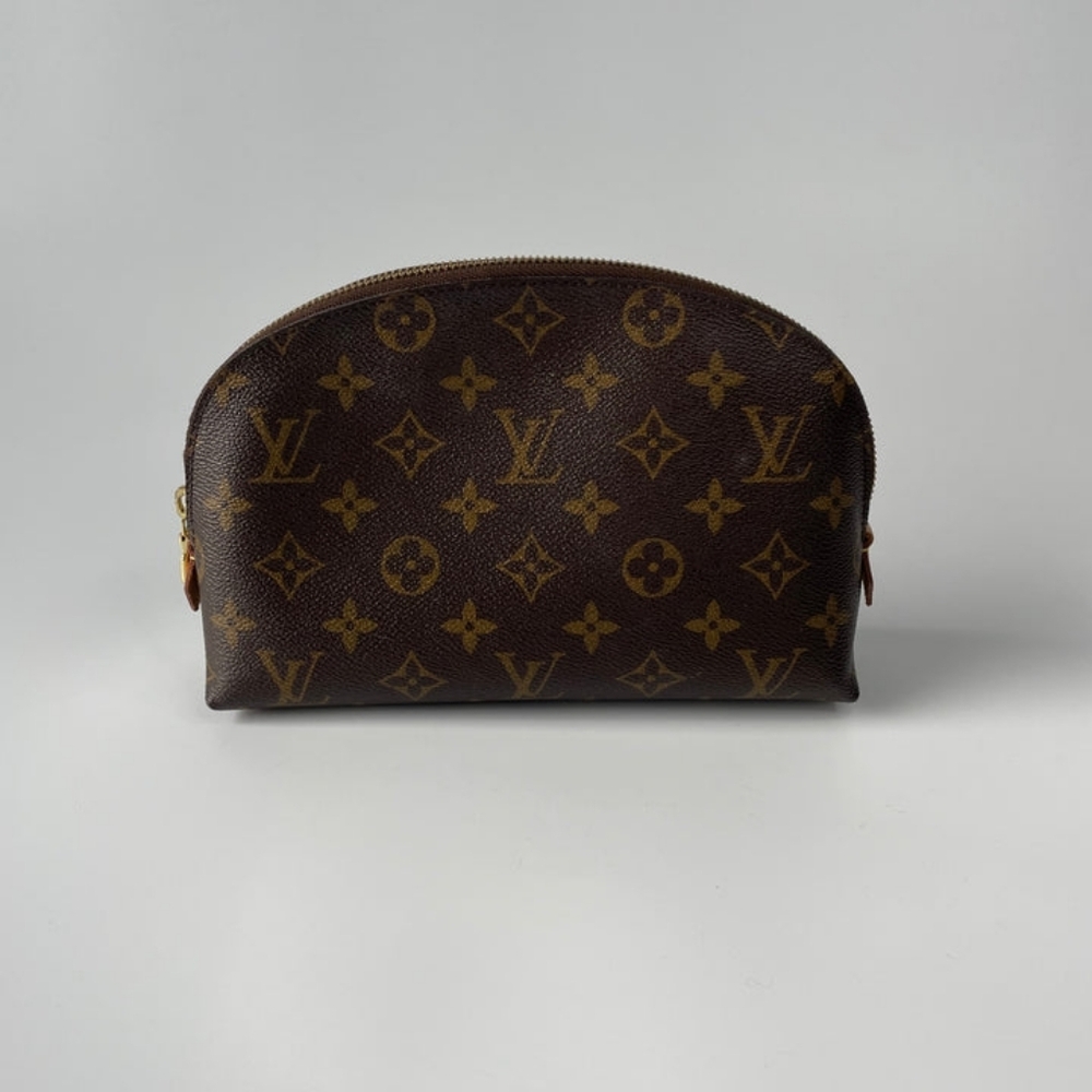 LOUIS VUITTON | GM COSMETIC POUCH | MONOGRAM